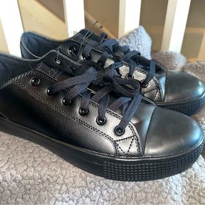 NWT. Tredsafe Men’s work shoes. Size 12